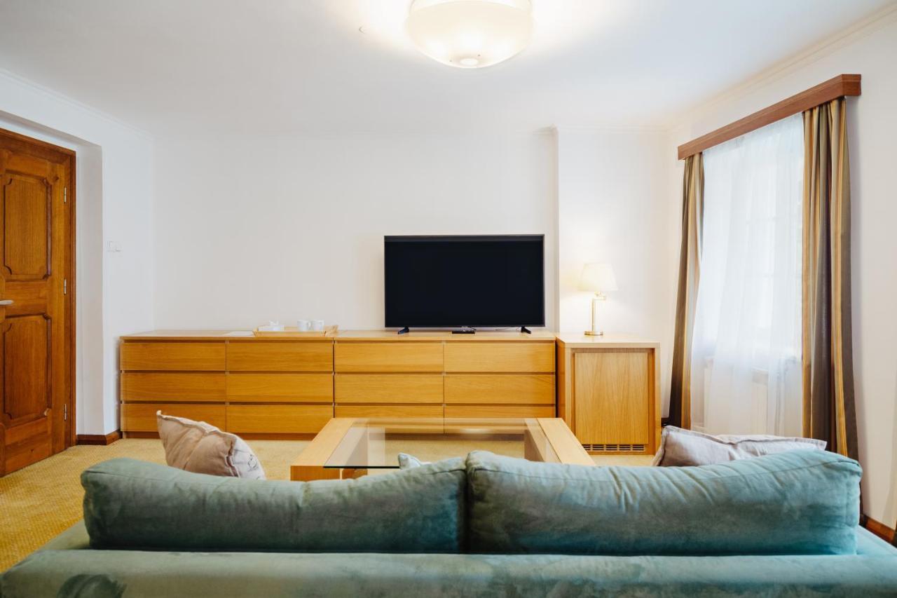 Apartament U Cerneho Medveda- At The Black Bear Praga Zewnętrze zdjęcie