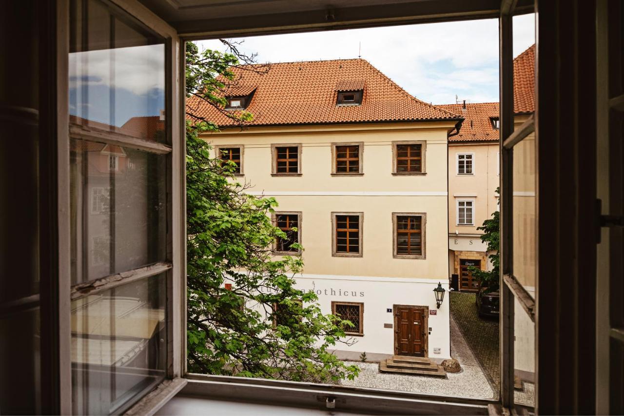 Apartament U Cerneho Medveda- At The Black Bear Praga Zewnętrze zdjęcie