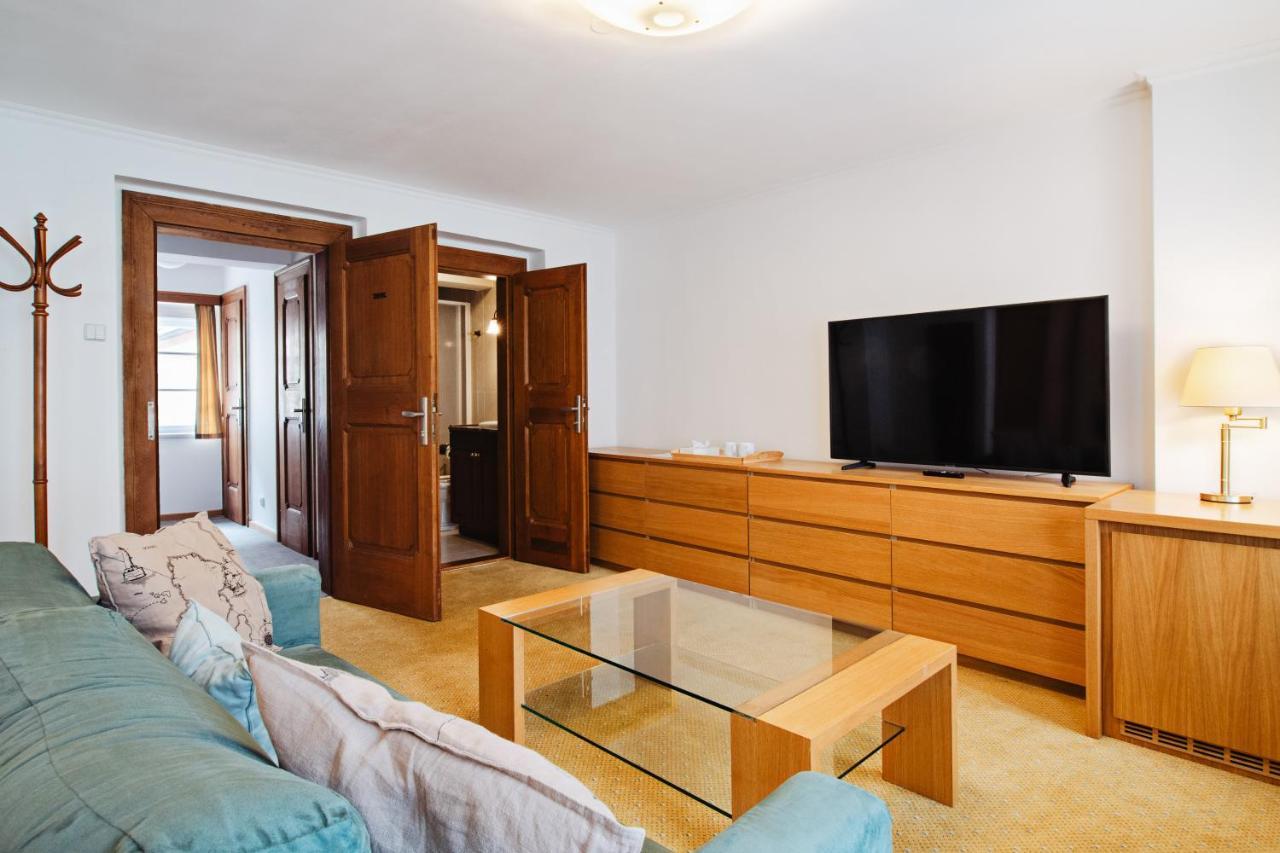 Apartament U Cerneho Medveda- At The Black Bear Praga Zewnętrze zdjęcie