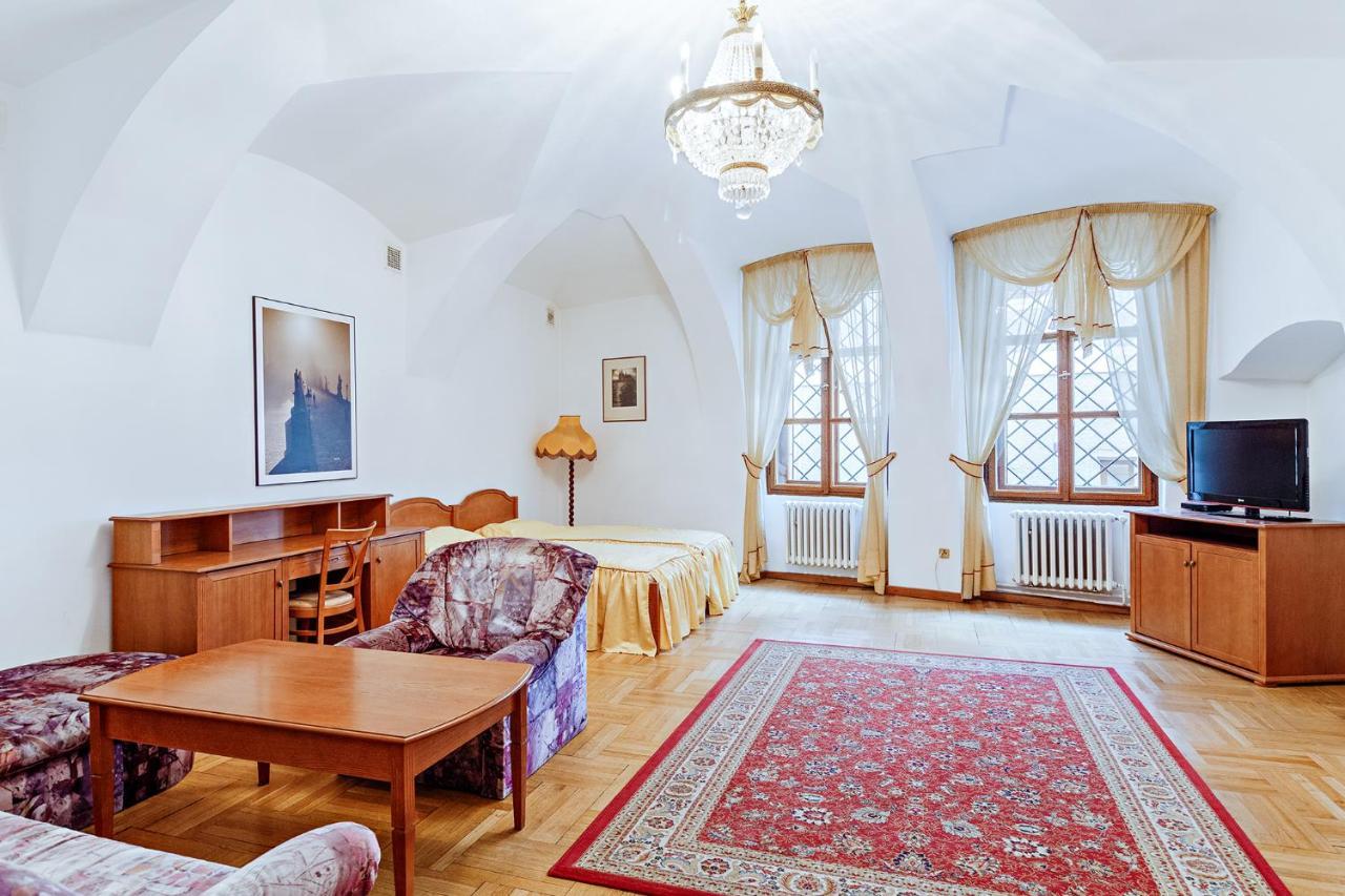 Apartament U Cerneho Medveda- At The Black Bear Praga Zewnętrze zdjęcie