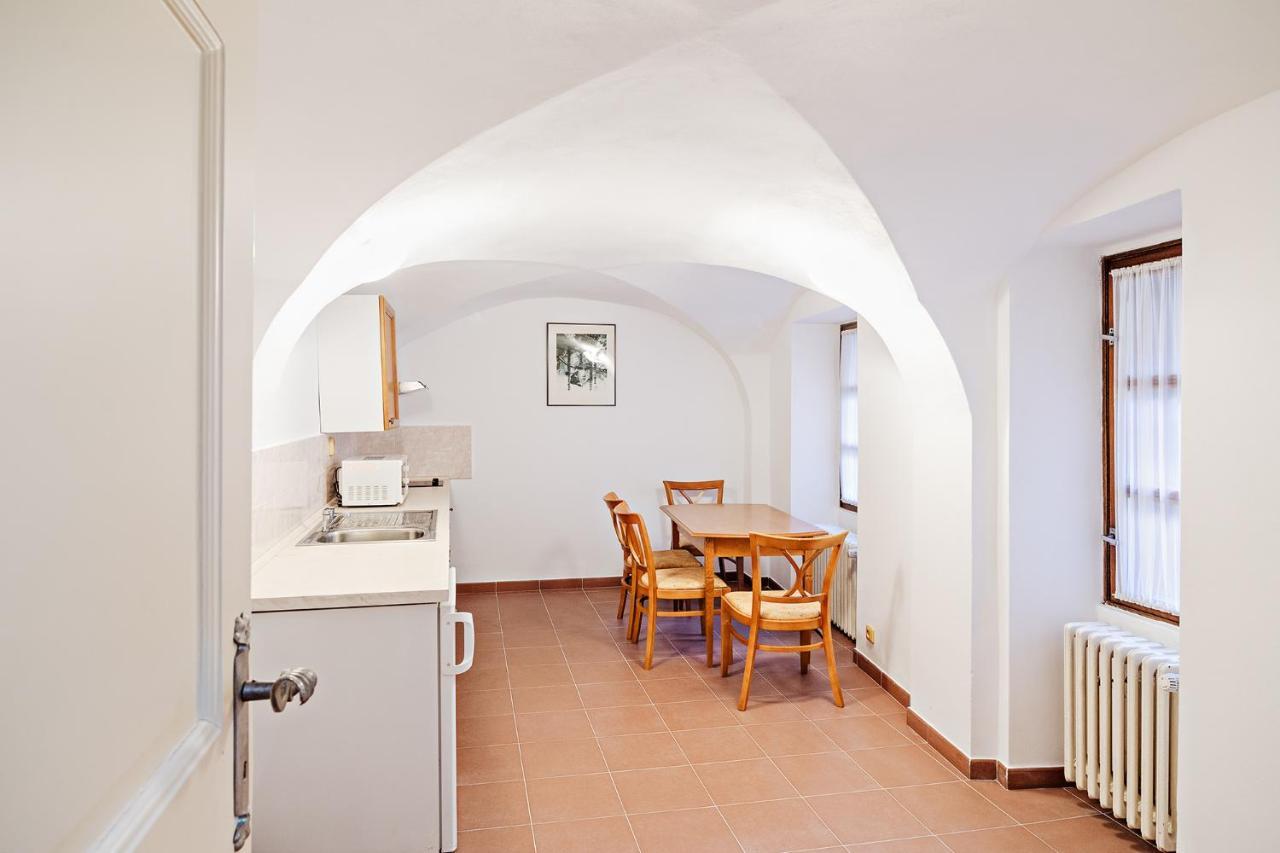 Apartament U Cerneho Medveda- At The Black Bear Praga Zewnętrze zdjęcie