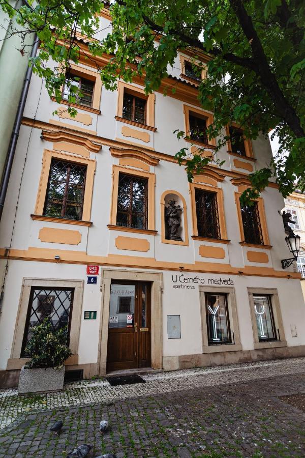 Apartament U Cerneho Medveda- At The Black Bear Praga Zewnętrze zdjęcie