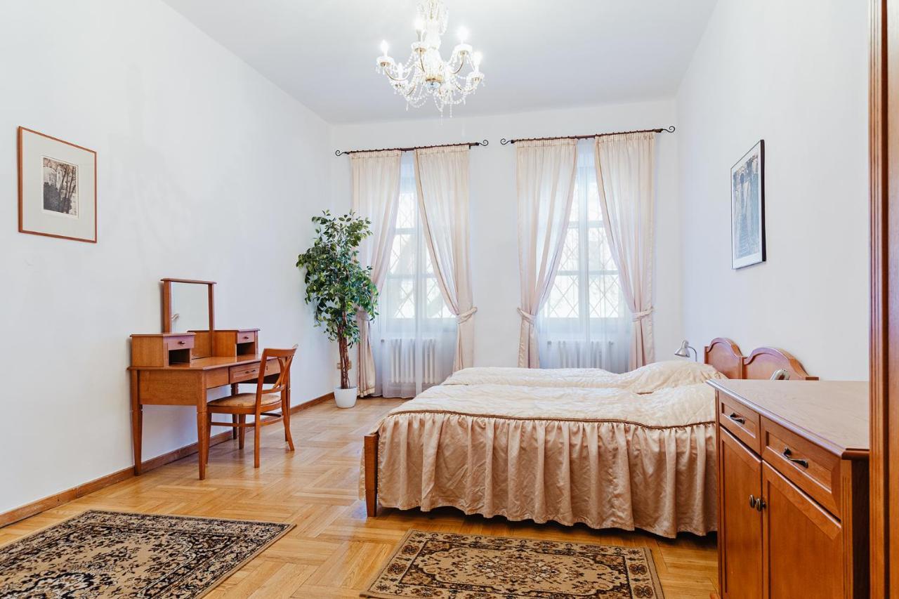 Apartament U Cerneho Medveda- At The Black Bear Praga Zewnętrze zdjęcie